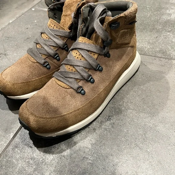 Merrell - Picture 4 of 8